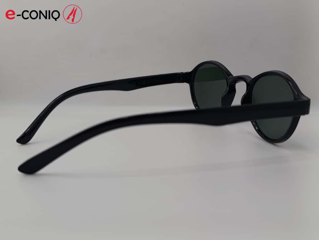 Lunettes de soleil mixtes "Noir Élégance"