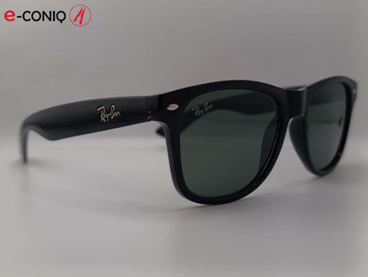 Lunettes de soleil Ray-Ban "Iconic Wayfarer"
